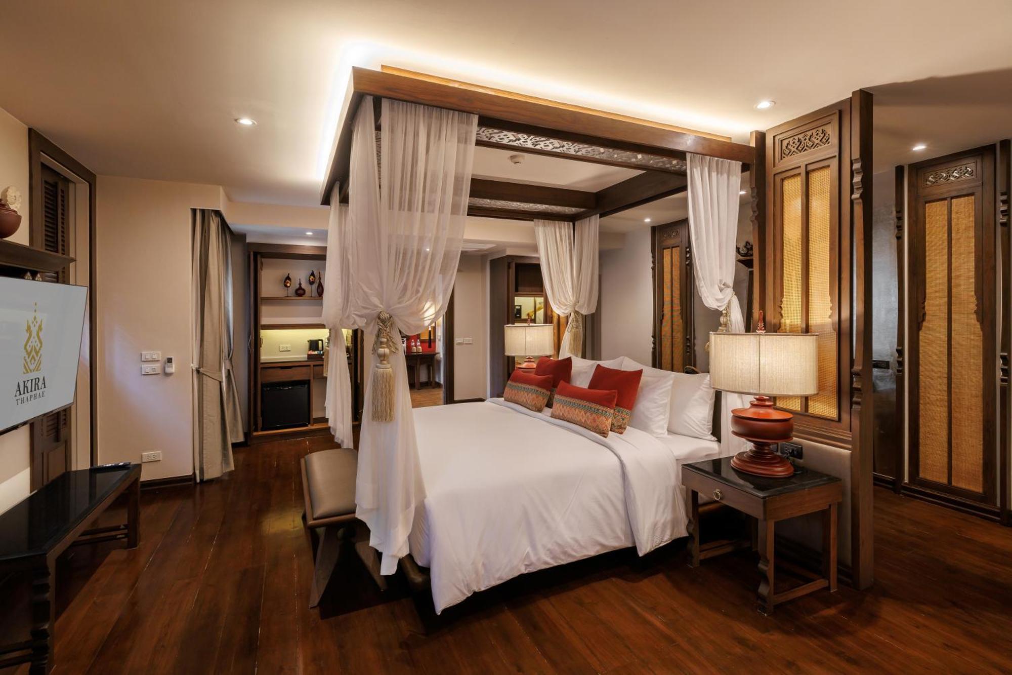 Akira Thaphae Hotel Chiang Mai Exteriör bild